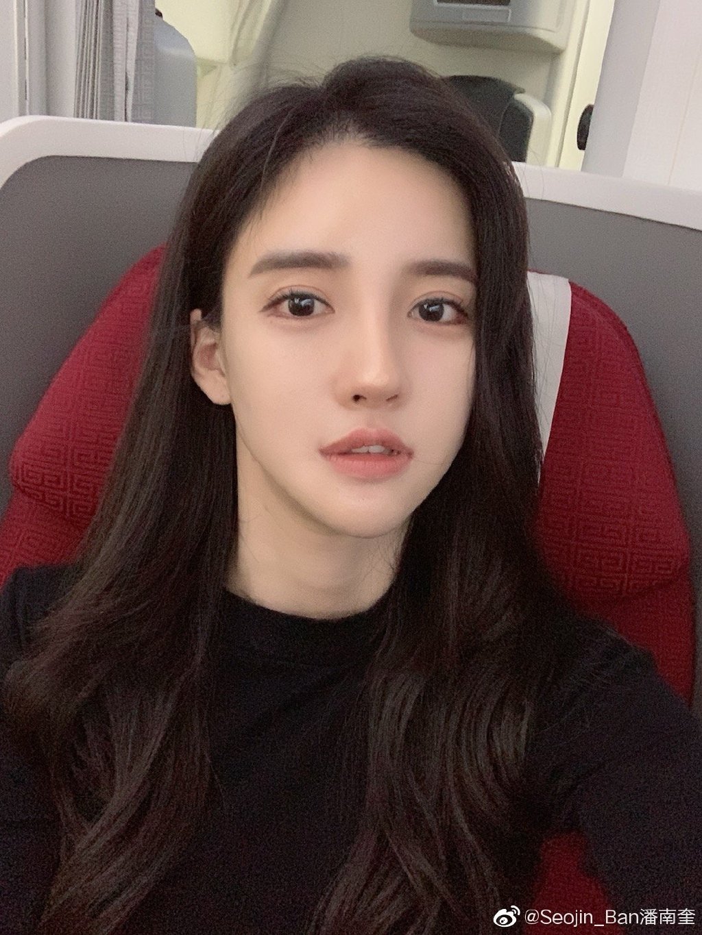 曾遭爆「一次8千」!8頭身美模「舊照曝光」 網驚:根本換頭!