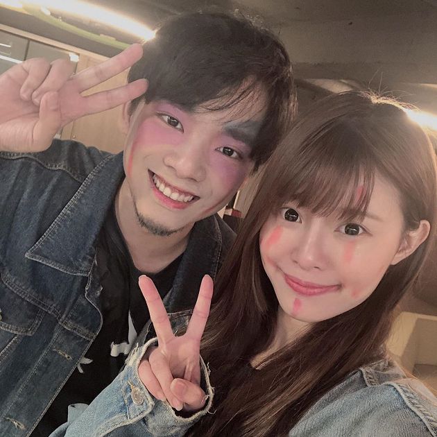 直播洩玄機!SIRI曝光實況主「感情狀況」 網抓:不只一個?