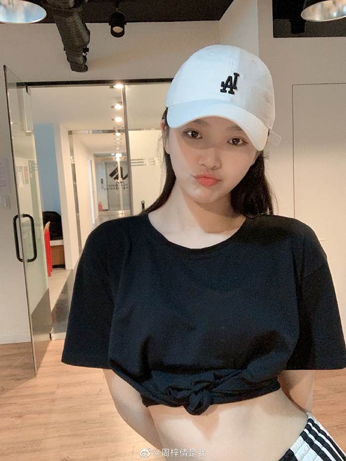 前三淪落墊底！《青春有你2》練習生「當場哭暈」遭網酸：太誇張