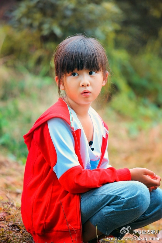 真的長大了！《爸爸2》多多辣露「性感腹肌長腿」　網嘆：這就是差距