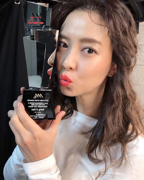 宋智孝學生舊照曝光!耳上3公分「超短男生頭」:沒聯誼過