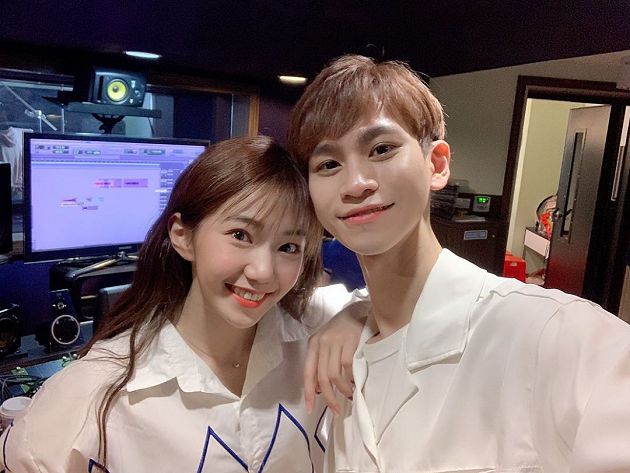 感情生變？YTR「爽看直播主」惹女友逼跪報復　網：一點都不心疼 嗎？