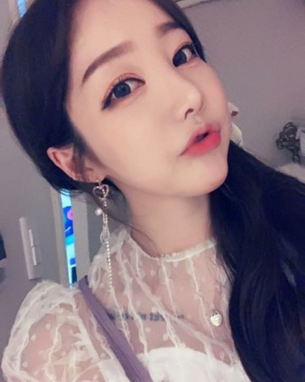 怒轟直播主們都有憂鬱症！網紅情緒低落「直播見血」：網急找警察