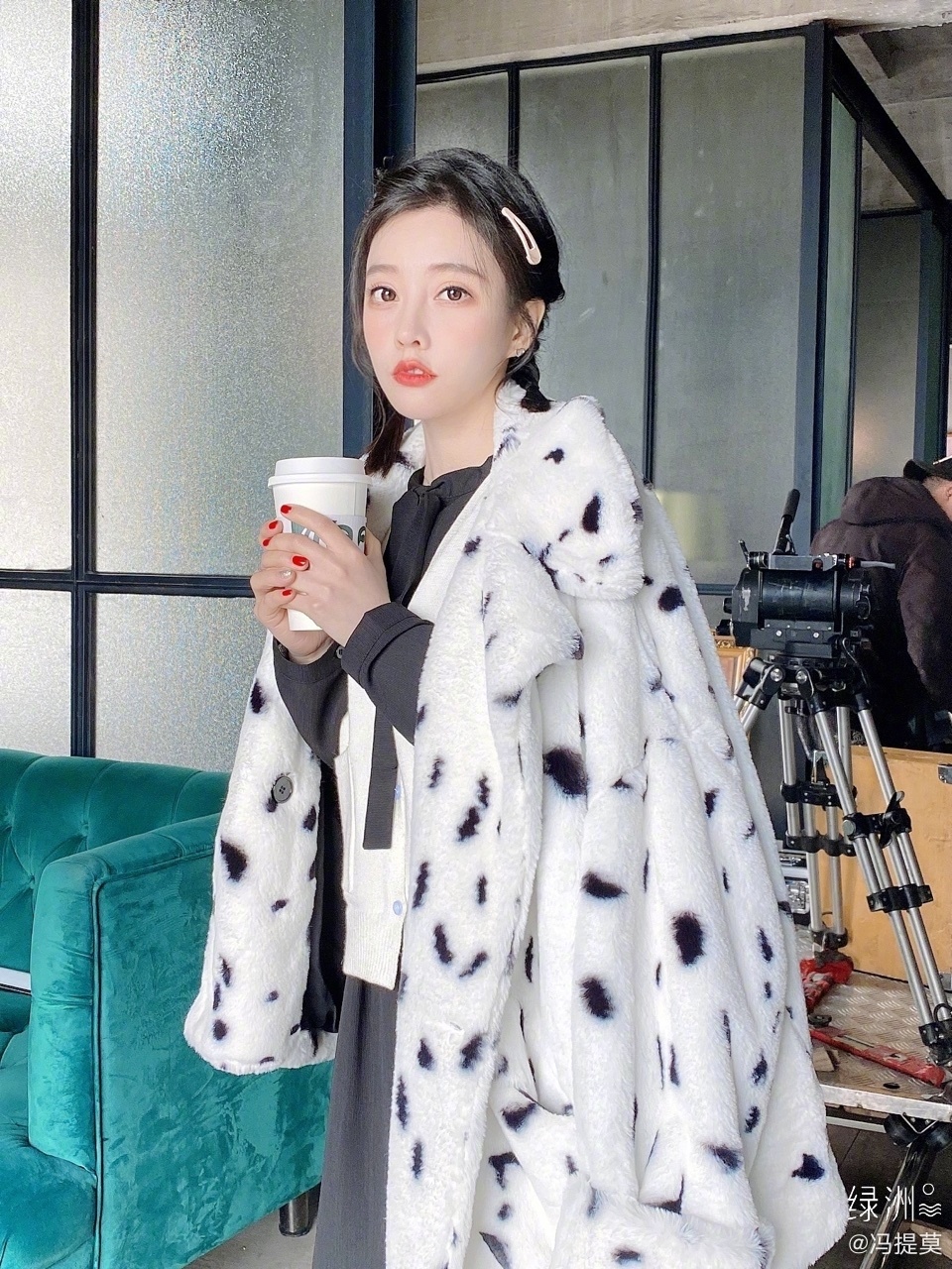 曾被爆千萬乾爹!馮提莫「公開擇偶條件」 網:打擾了