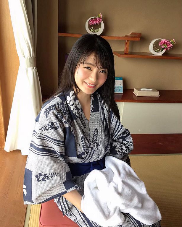 「最兇國中生」胸前太重！示範洗手舞「卡洗手台」網全歪樓