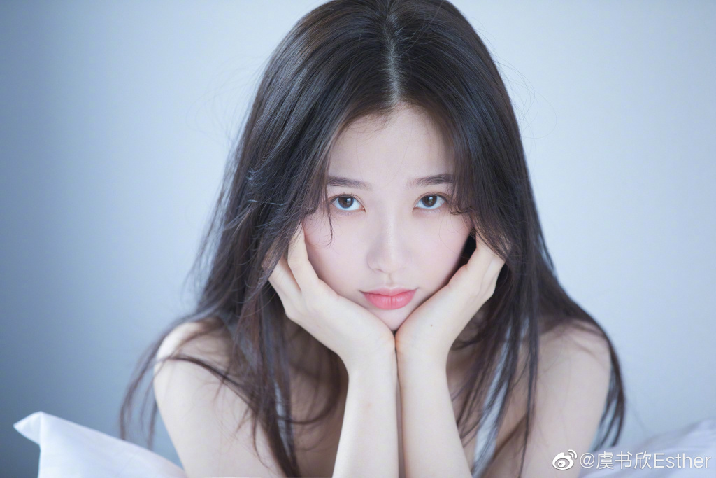 不靠話題炒作！《青春有你2》作詞人「讚許佳琪」掀論戰：暗示虞書欣？