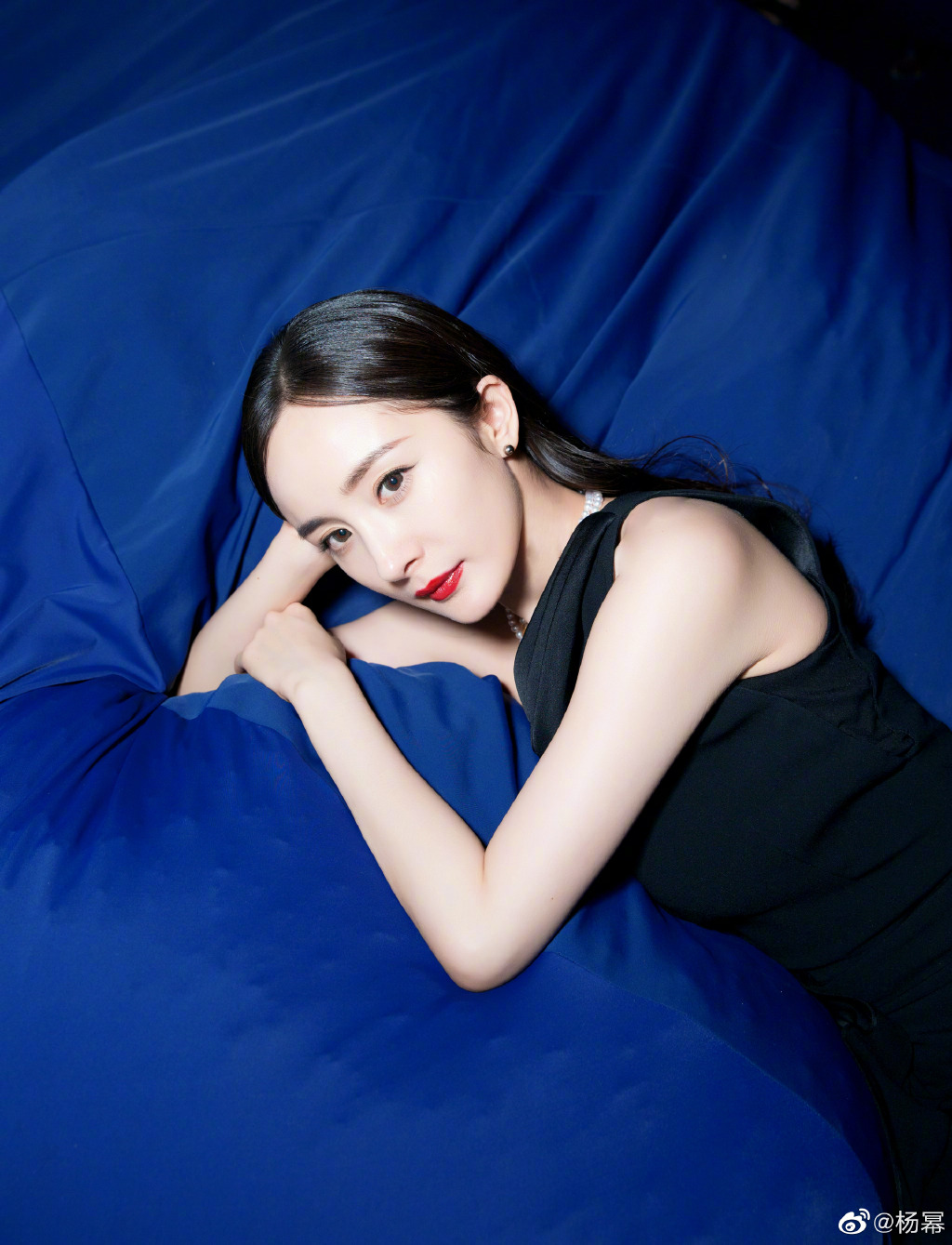 戀上「小3歲男星」！楊冪再爆「酒店甜蜜過夜」過程全被拍　網：分手又復合？