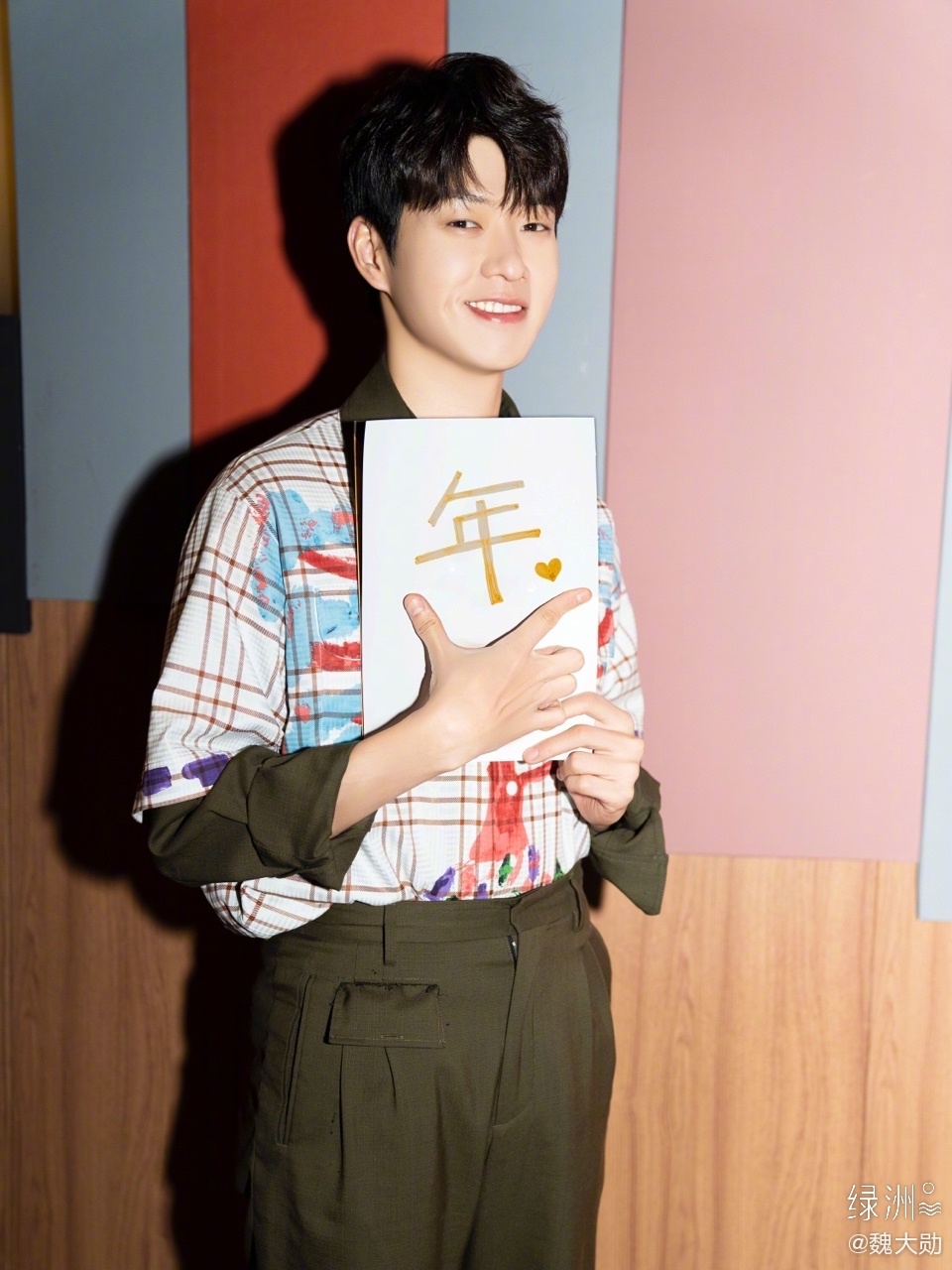 戀上「小3歲男星」！楊冪再爆「酒店甜蜜過夜」過程全被拍　網：分手又復合？