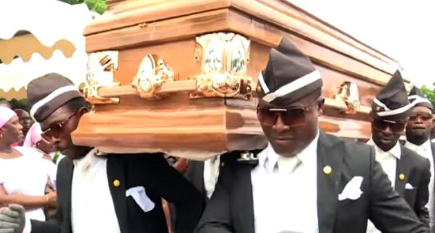 你出事，我來扛！「黑人抬棺材」迷因梗圖爆紅：來源曝光