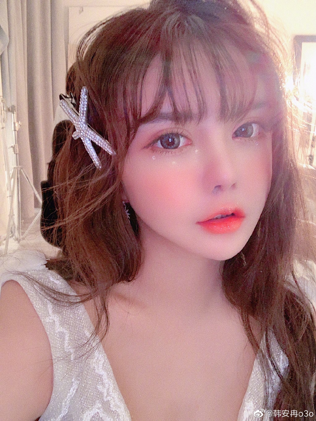 還在放不下?百萬網紅「當著新歡面」怒嗆前夫 表情全拍下!