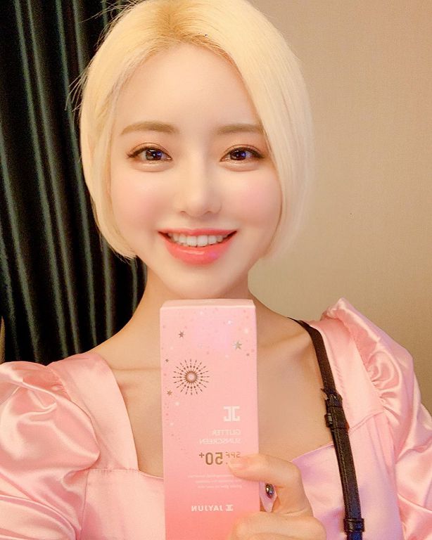 DJ Soda素顏曝光!0妝容模樣合體人氣網紅:跟平常超不像