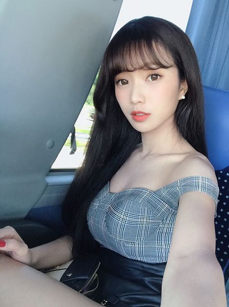 影/誠意開台!實況兇妹熱舞緊身衣「波濤洶湧包不住」 網:頭好暈