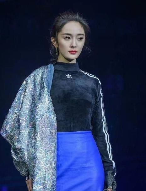 驚見濃濃大嬸味!楊冪「無P圖照」流出 網全嚇歪:真的回不去了!