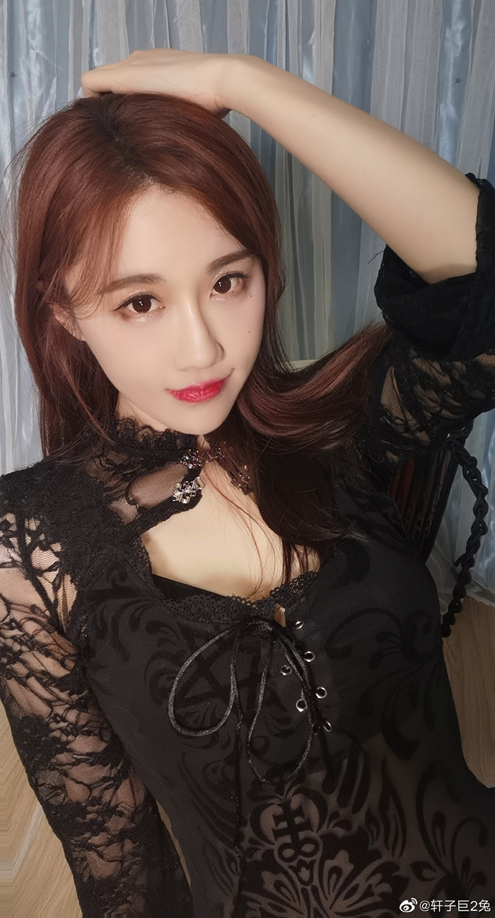 大走BAN台邊緣!超兇實況主「邪惡視角」勒出UU球 網嗨:有海溝!