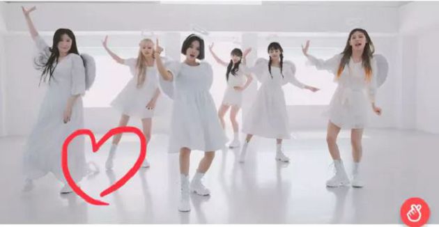 完全摸不透!舒華得獎雙腳大開「大跳螃蟹舞」 網:台上仙女是?