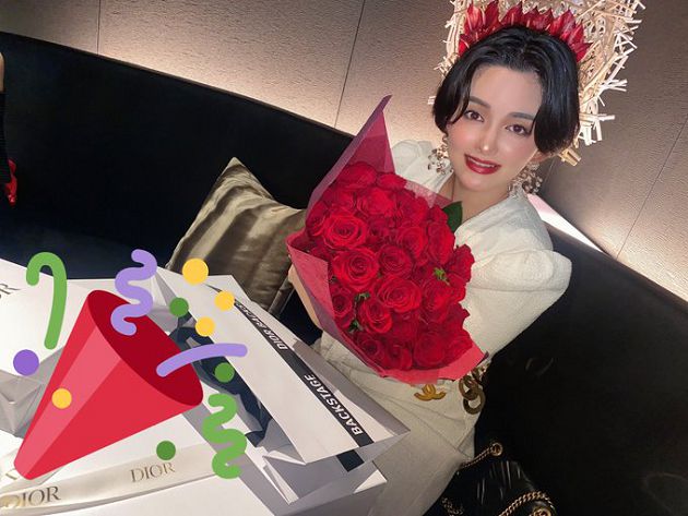 溫和資優生突變「叛逆暗黑女」！日本正妹公開學生舊照：完全不一樣