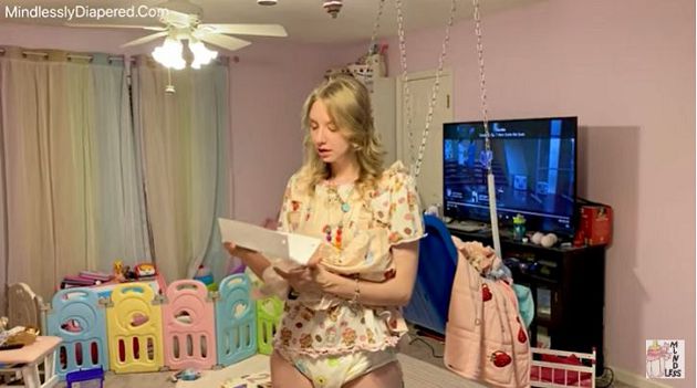 25歲「全職嬰兒」房間曝光！包尿布找彩蛋影片爆紅：真的是嬰兒房