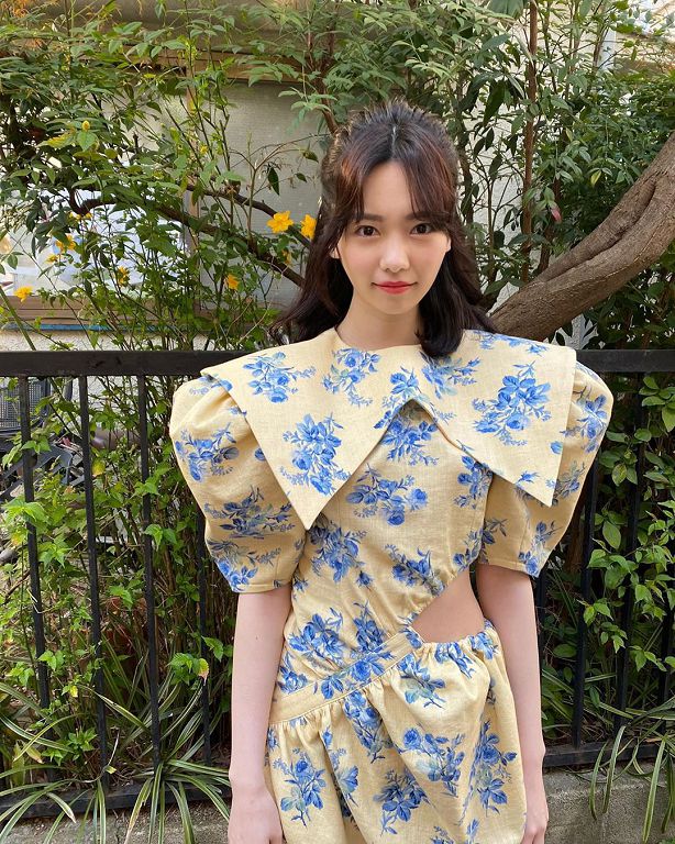 前AKB人氣女偶像「學生照曝光」！雙眼皮大圓眼變鳳眼 網：整了？