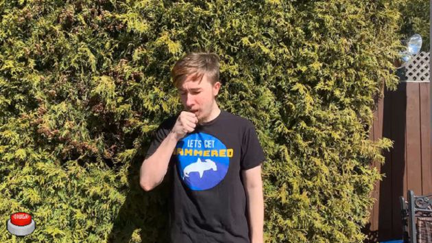 顛覆想像！Steam遊戲「你買我就喝水」爆紅  網諷：這樣賺也行？