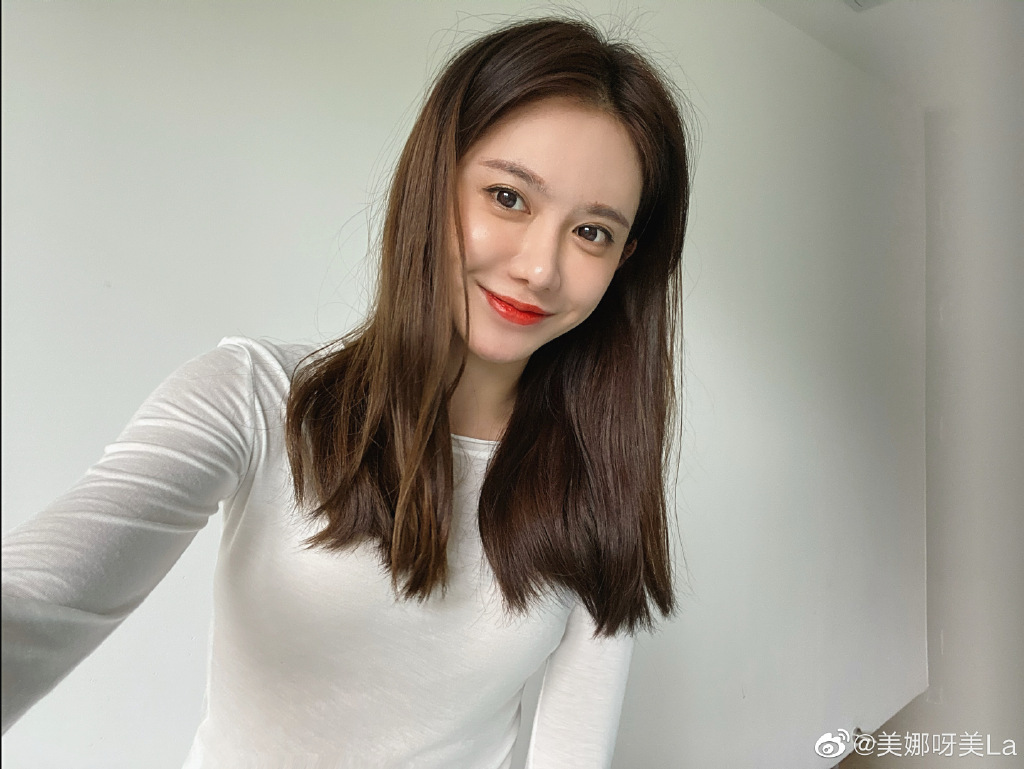 看更多:「NBA球星」都凍未條!「氣質女主播」球衣一掀「小褲褲曝光」 濕身照瘋傳!