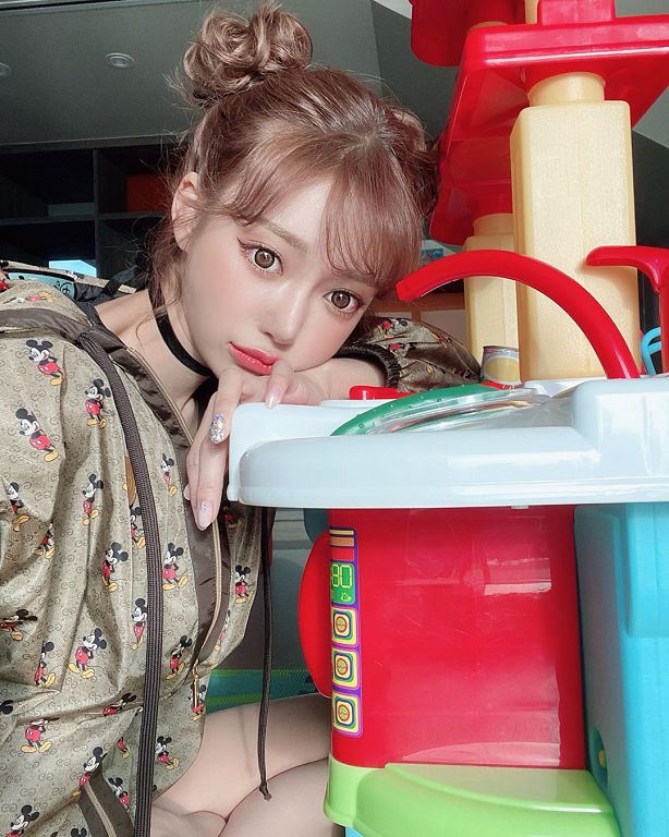 明日花綺羅爆熱戀?喝到爛醉「被撿屍」:男方是小鮮肉