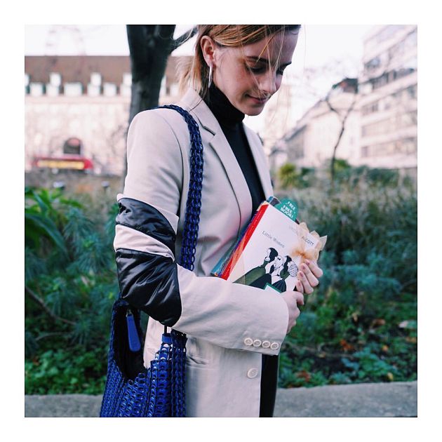 艾瑪華森擁吻照半年後 新男友「背景被起底」:曾在大麻公司工作!