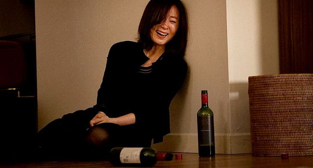 《夫婦的世界》元配婚姻陷危機?企業家老公爆醜聞:捲了1億台幣