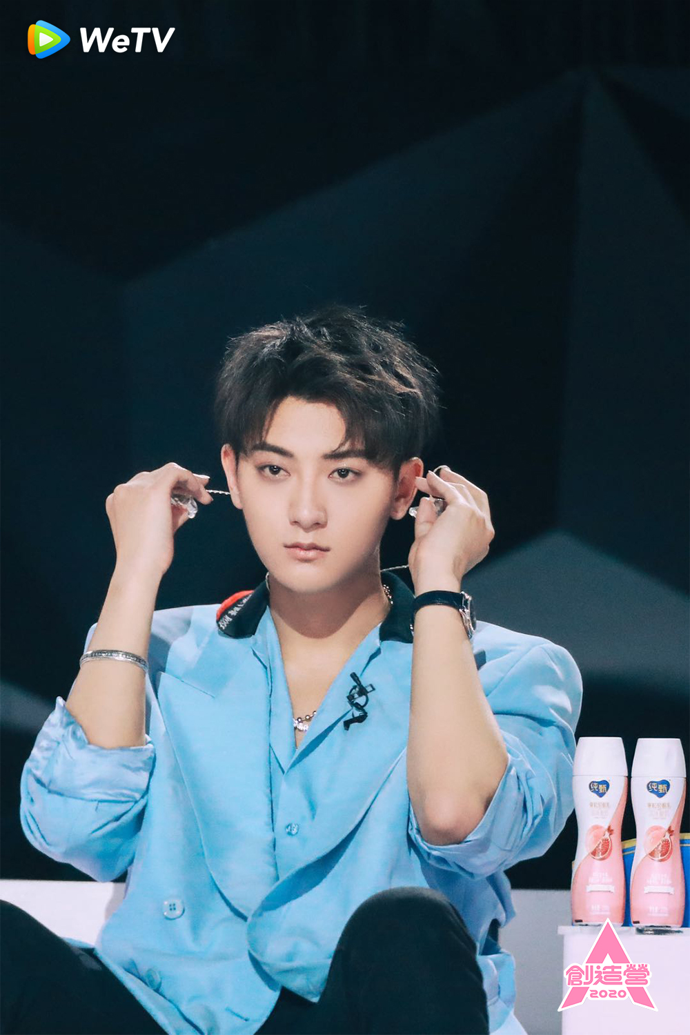 99%複製貼上!《創造營2020》練習生「撞臉黃子韜」網全看傻:失散多年的兄妹?