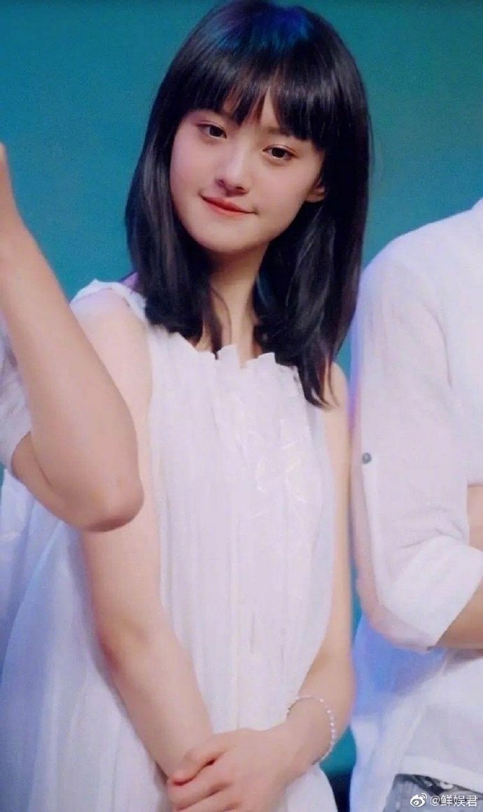 曾爆為愛進廠!鄭爽「18歲舊照曝光」網全驚:為啥要整?