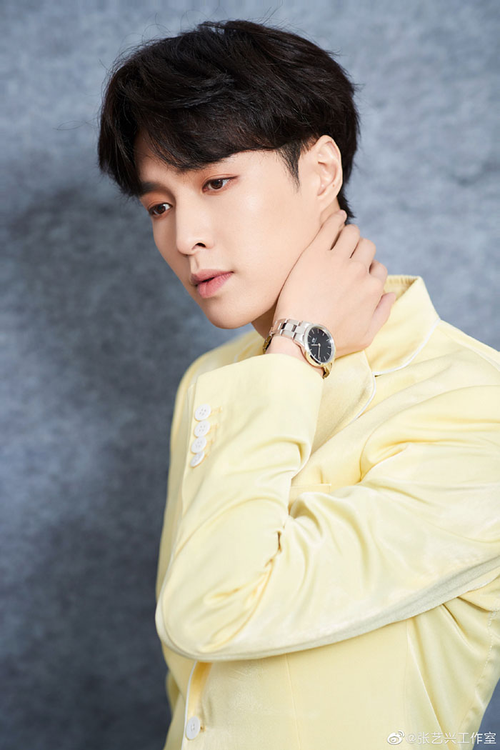 弱者成群結隊？張藝興「歌詞疑暗酸」　網：打起來打起來！