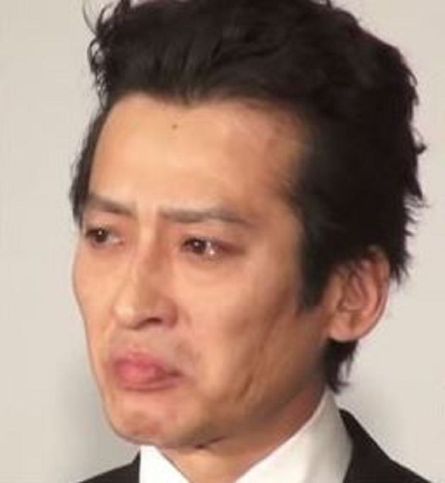 綠光罩頂!傑尼斯偶像「哭到崩潰」認幫養10年:兒子撞臉隊友