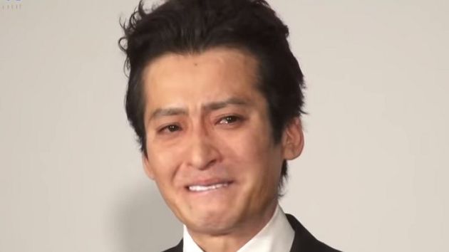 綠光罩頂!傑尼斯偶像「哭到崩潰」認幫養10年:兒子撞臉隊友