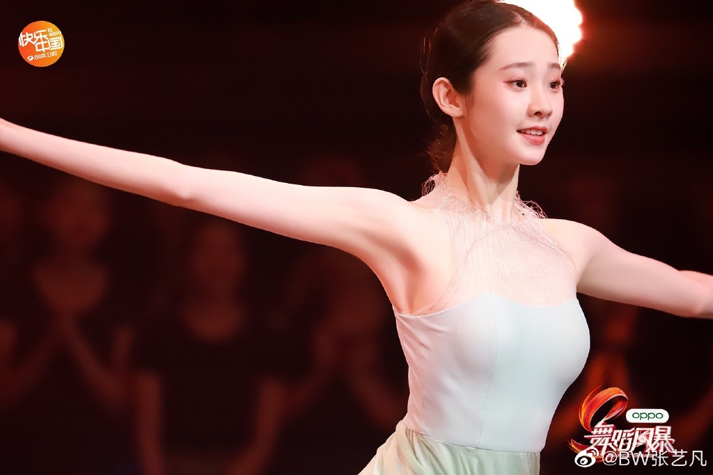 哭不停?《創造營2020》練習生「淚失禁」被罵爆:巨嬰體質?