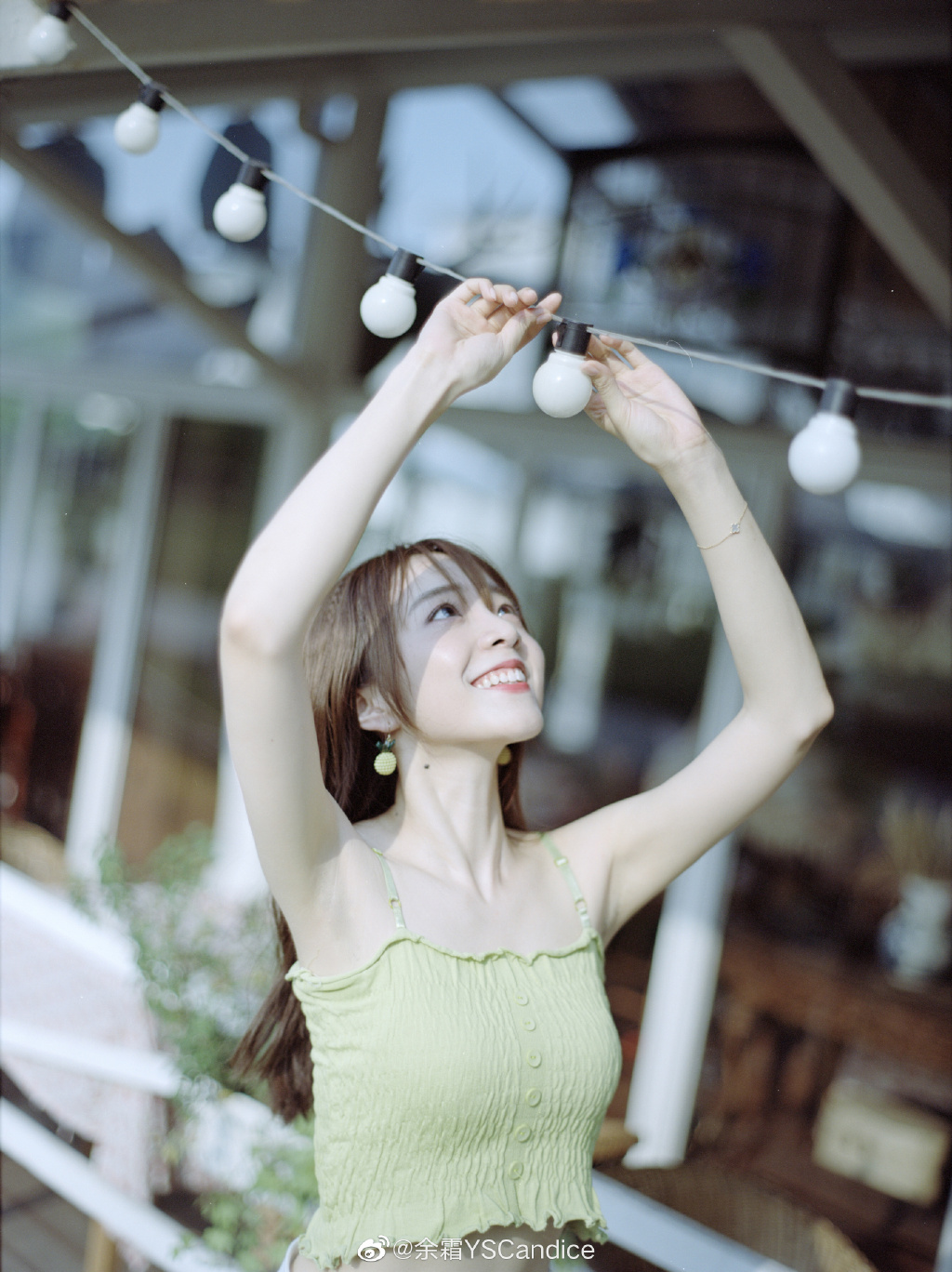 親密照全外流!LPL超正女主播「曾遭爆無縫接軌」 網氣炸:綠茶!