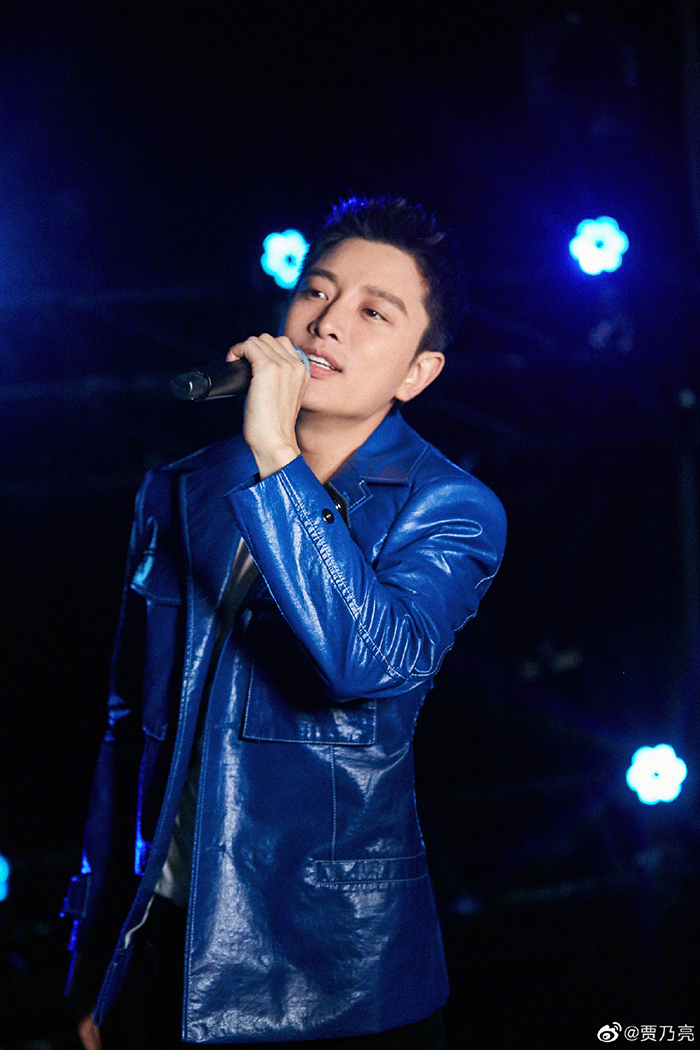 忘不掉戴綠帽？賈乃亮「見證求婚」情緒失控　李小璐直播被罵哭