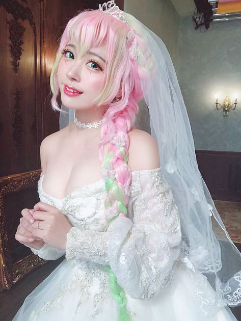 太兇!真人《鬼滅之刃》全空泡澡曝「飽滿線條」 網:算Cos?