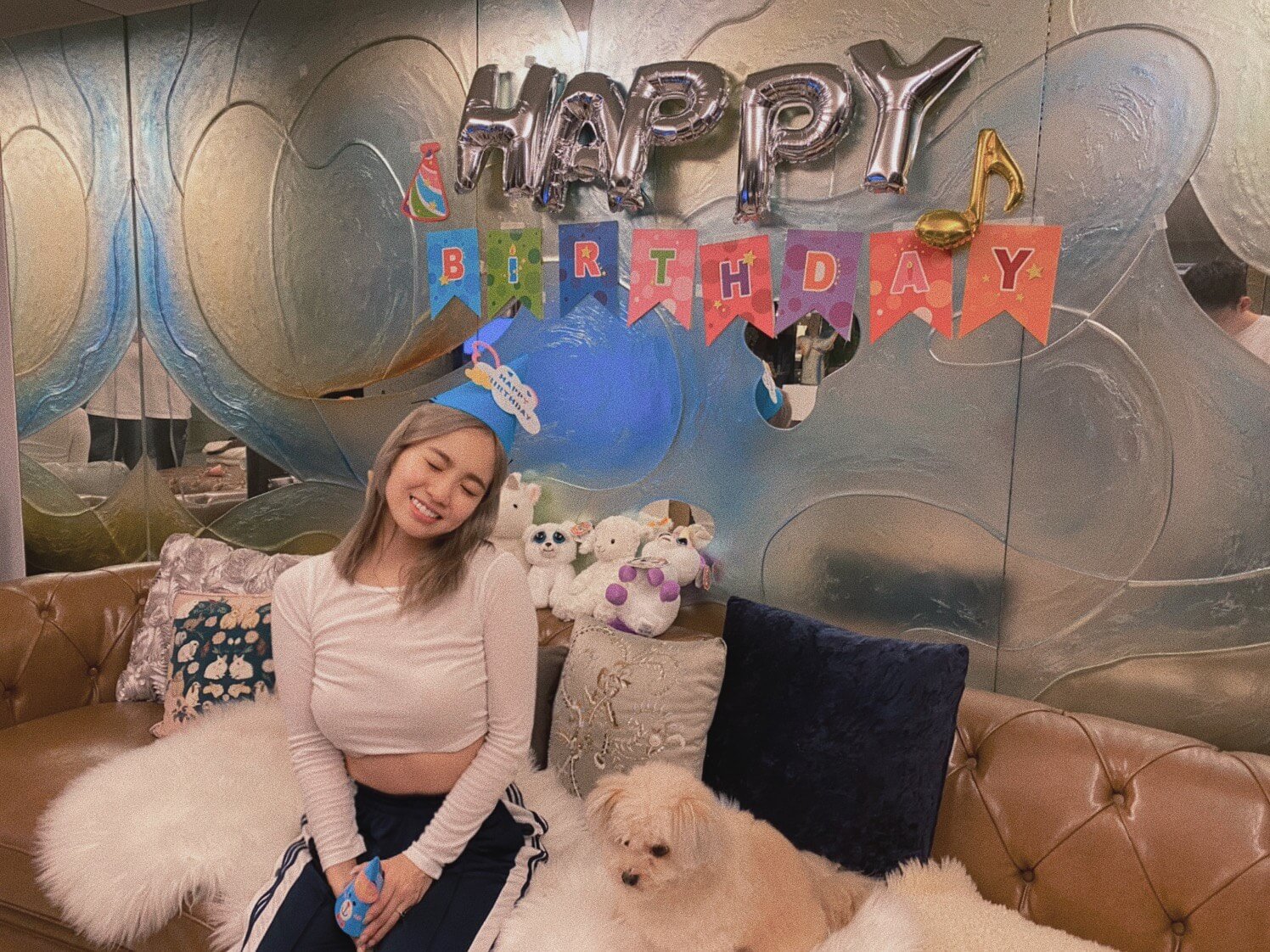 愛情事業兩得意！陳芳語「翻唱逆光推出MV」：告別以往的自己