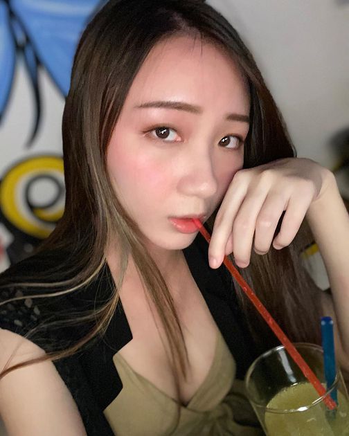 不愛穿內內!實況兇妹自揭「特殊性癖好」 網驚:這麼刺激?