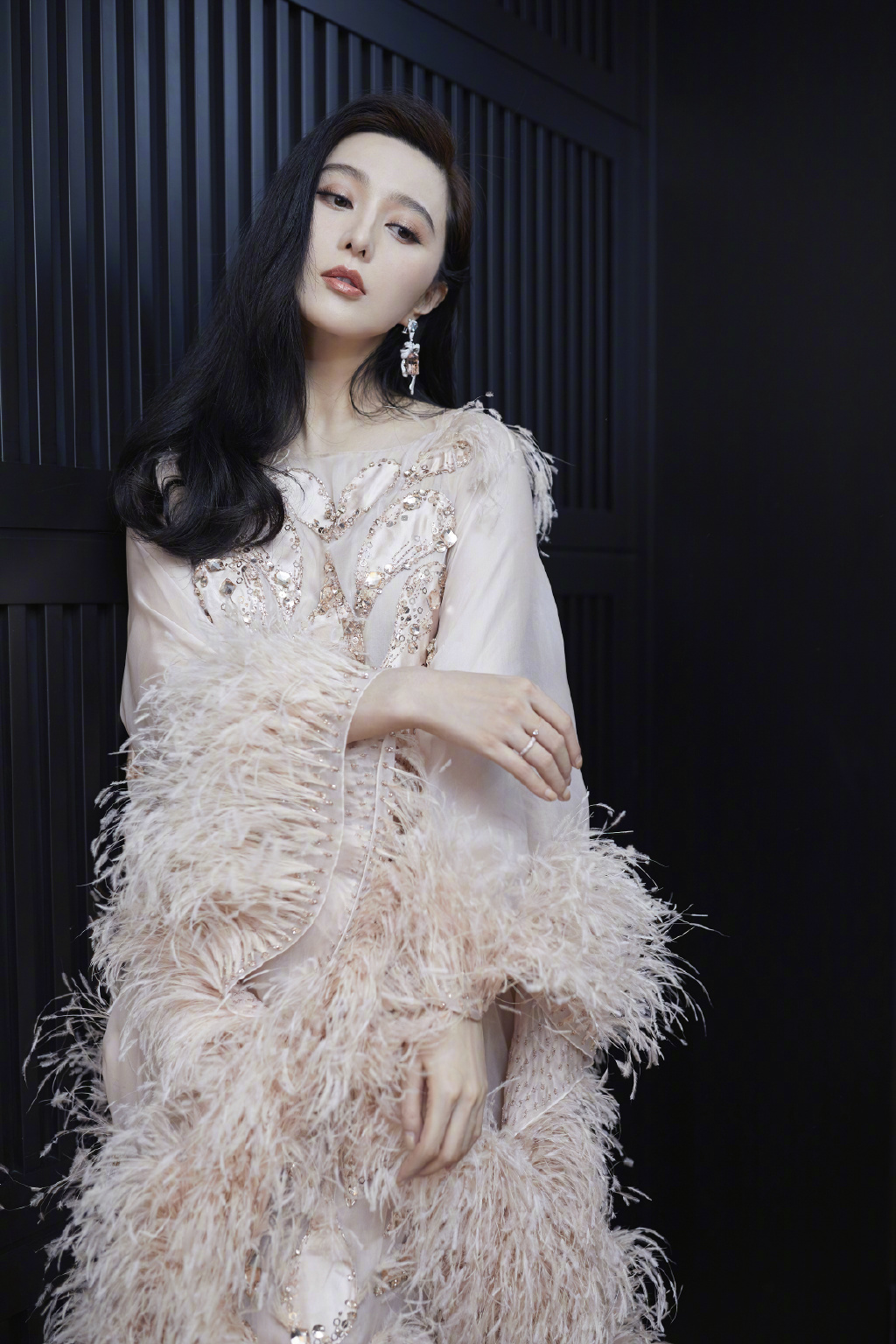 范冰冰爆被封殺!驚現「100%神複製盜版」爽賺六十萬 網嚇歪:根本本人