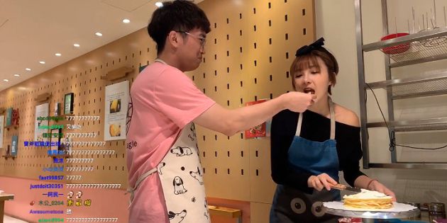 曖昧藏不住！實況正妹「對話洩玄機」　網抓：公然調情