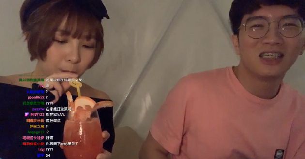 曖昧藏不住！實況正妹「對話洩玄機」　網抓：公然調情