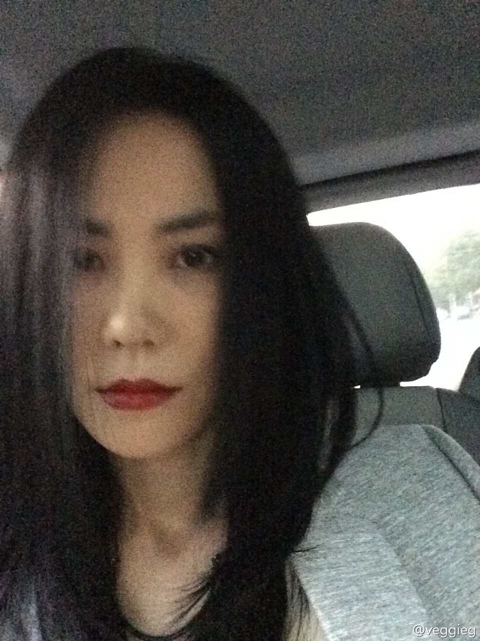 王菲「母女合照」曝光!「凍齡美貌」根本姊妹 網嚇歪:怎愈來愈美!