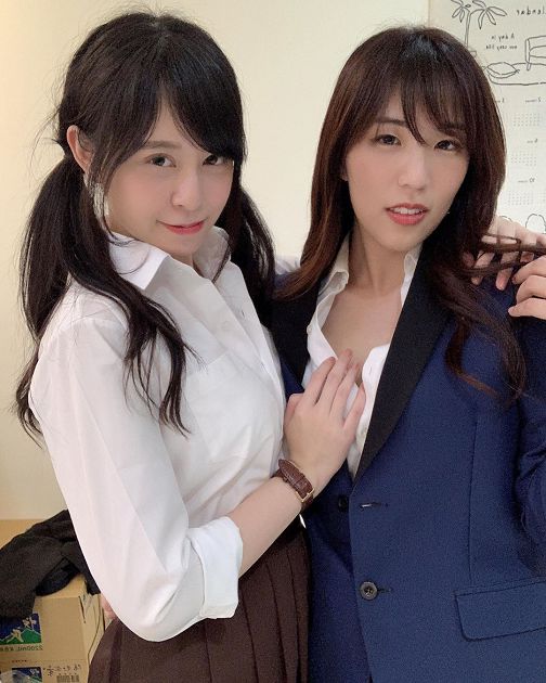 影/包不住!實況主「低胸內衣」長輩險彈出 網:看了2小時