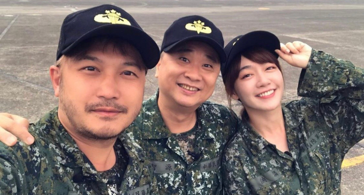 一日傘兵來真的！木曜4邰哥、KID、泱泱無差別躍下高台爆好評：看哭了