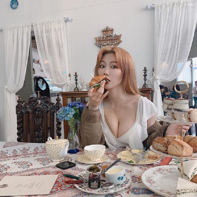 太兇!韓國直播主「H杯直逼鎖骨」:絕對領域曝光