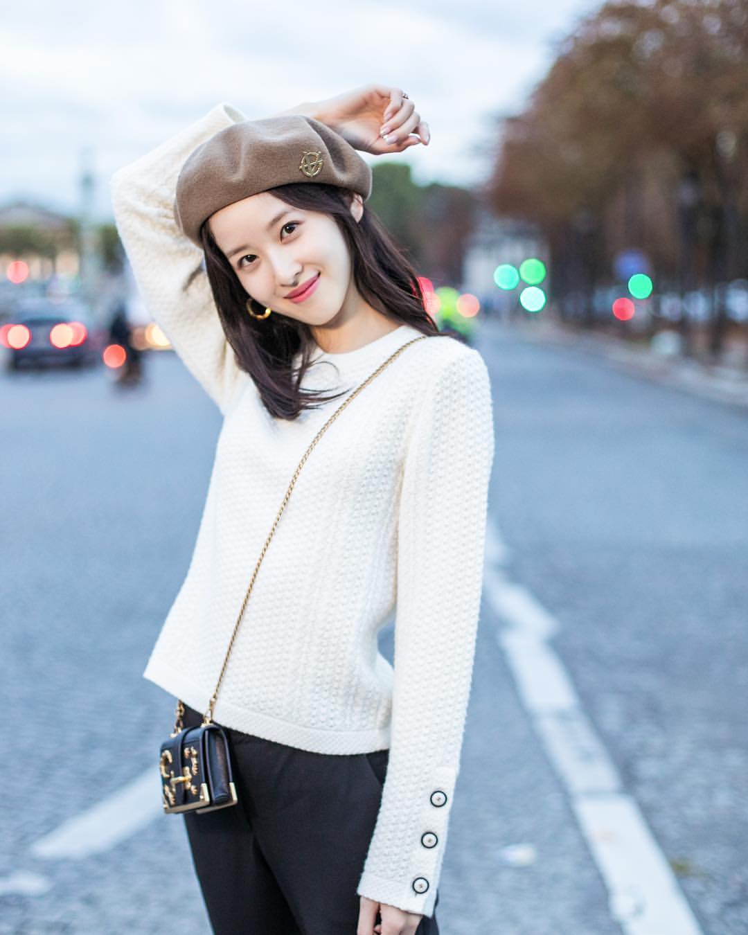 千億老公爆性侵！「奶茶妹變抹茶妹」辣曬中空裝：身體不會騙自己～