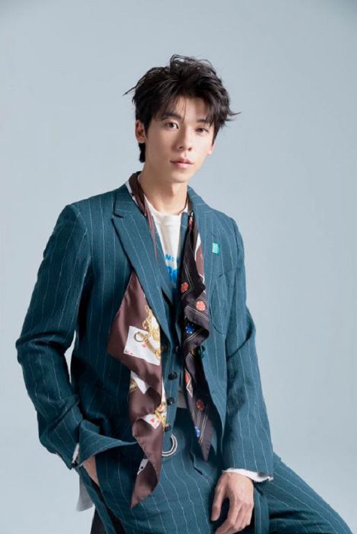 MV剛合體田馥甄!許光漢宣布「今年推唱片」:男團練習生歷史曝光