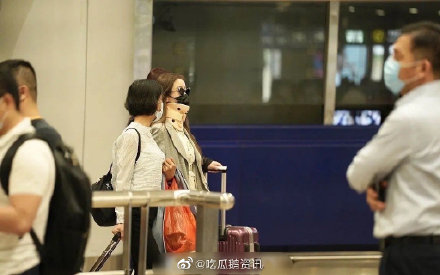 《創造營2020》練習生爆舊傷復發!「脖子上戴固定器」網全嚇歪!