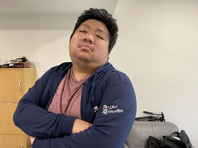 氣到互告!統神爆「行車糾紛」10人圍譙 地檢:構成公然侮辱罪