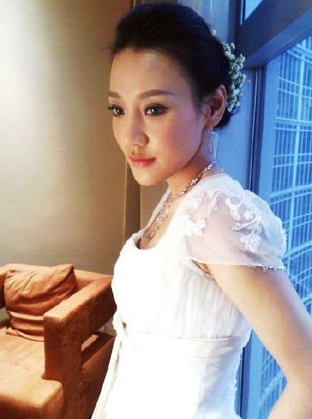 才剛當上女主角！女星「撞破魚缸過世」太離奇：得年29歲